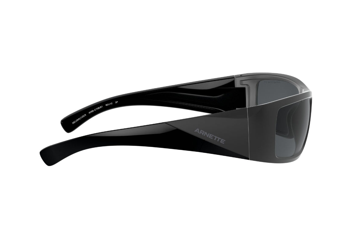 Lentes de Sol Matte Black Polarizado Arnette Sustentable