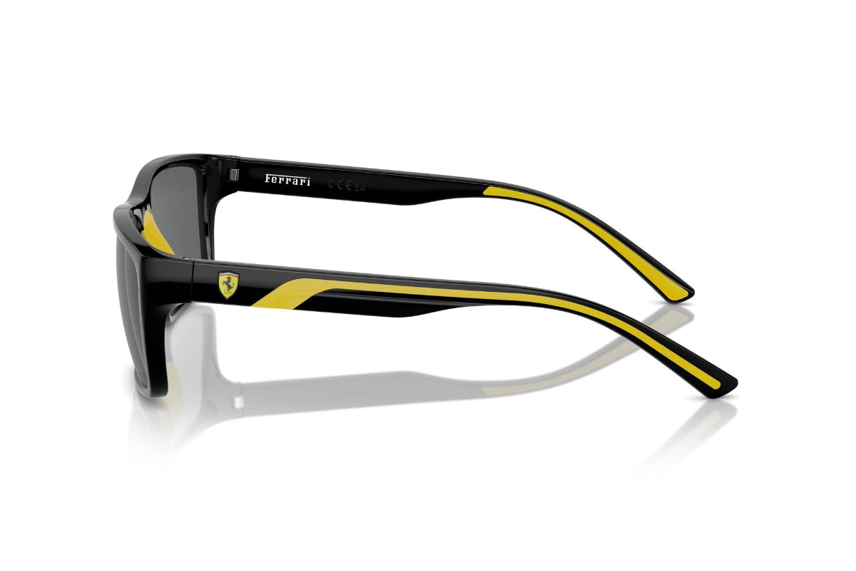 Scuderia Ferrari Lentes de Sol FZ6003U