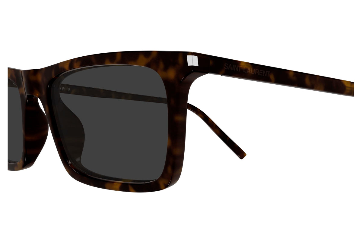 Yves Saint Laurent Lentes de Sol Betty Thin SL890