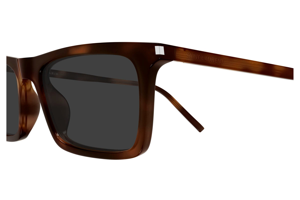 Yves Saint Laurent Lentes de Sol Betty Thin SL890